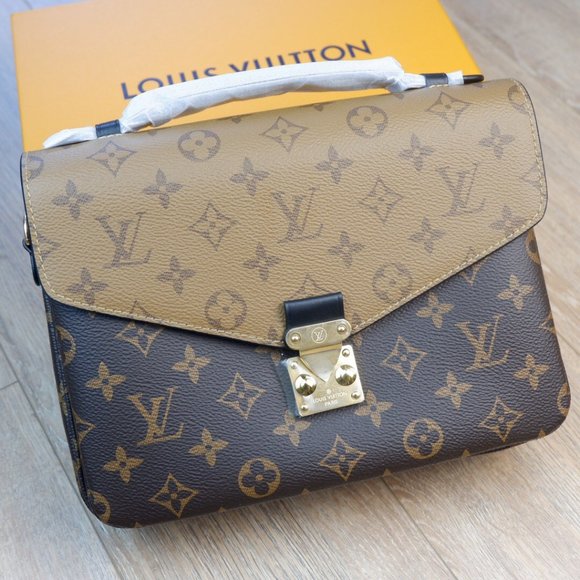 Louis Vuitton POCHETTE MÉTIS bag - Picture 1 of 9